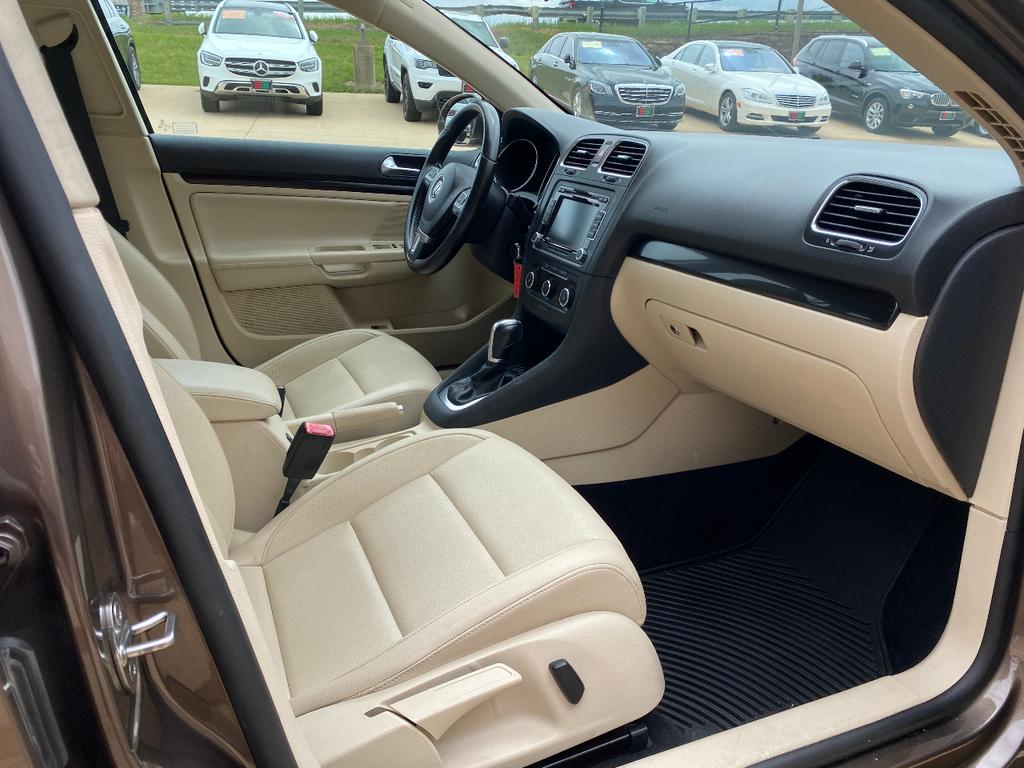 used 2012 Volkswagen Jetta SportWagen car, priced at $10,999
