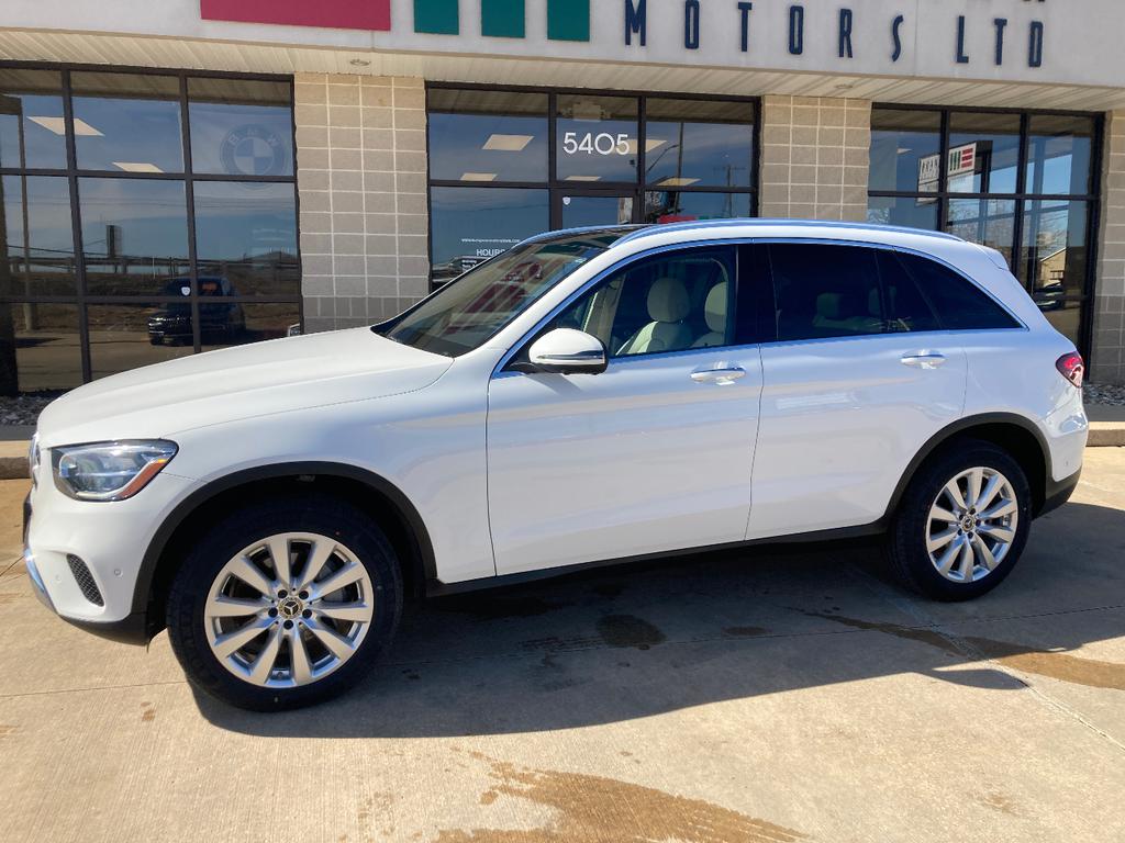 used 2021 Mercedes-Benz GLC 300 car, priced at $31,440