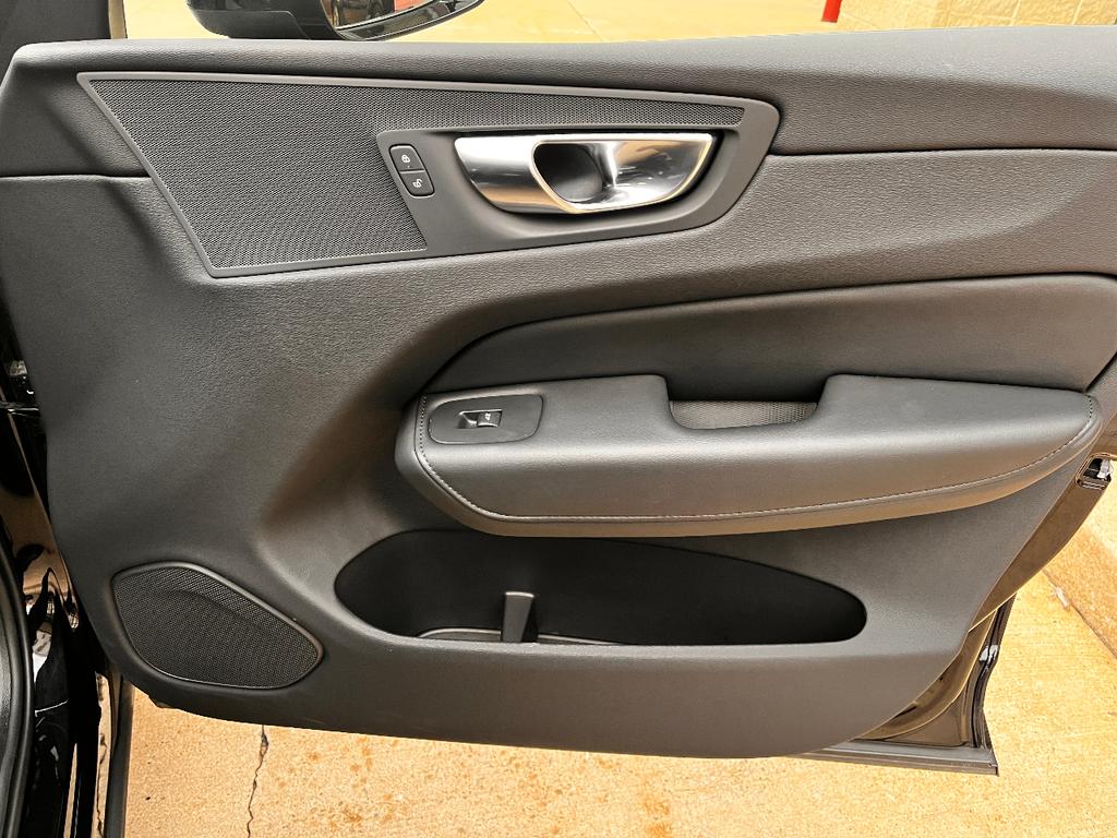 used 2025 Volvo XC60 car, priced at $40,988