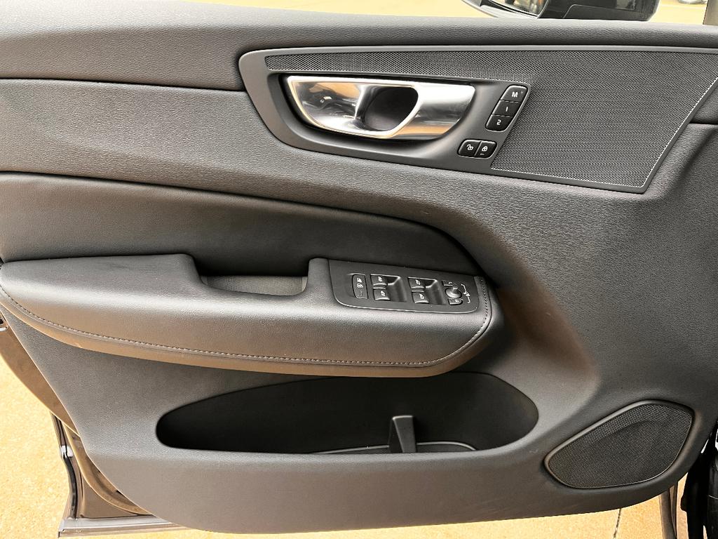 used 2025 Volvo XC60 car, priced at $40,988