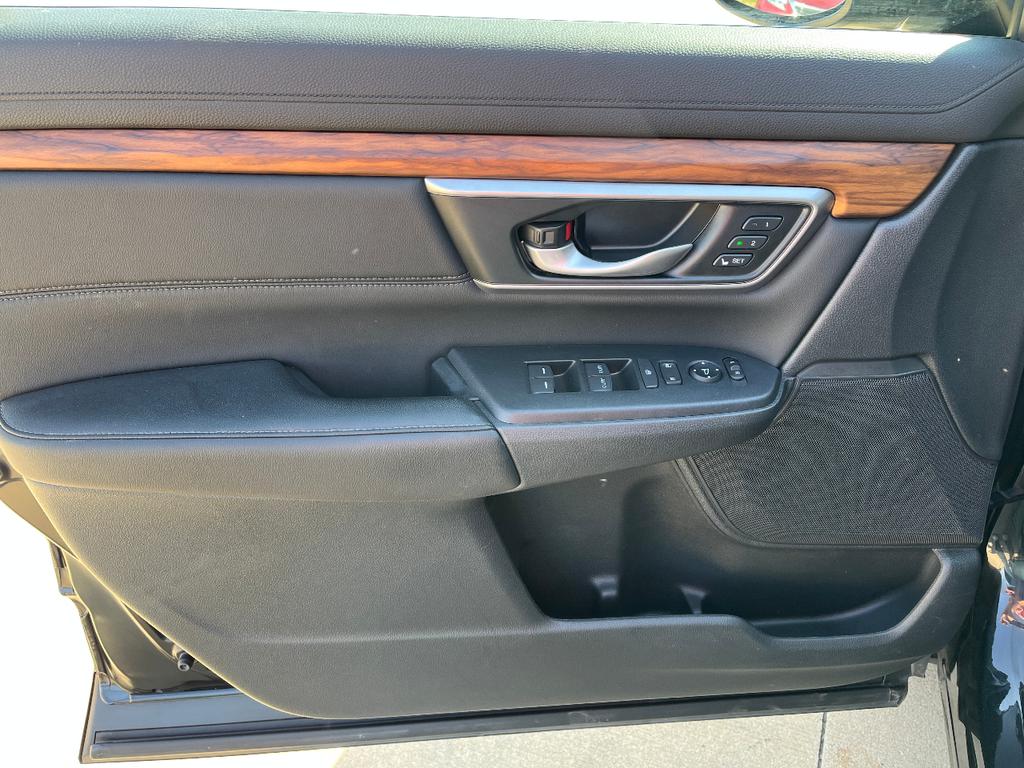 used 2022 Honda CR-V car, priced at $29,999
