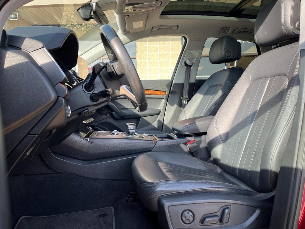 used 2018 Audi Q5 car, priced at $19,480
