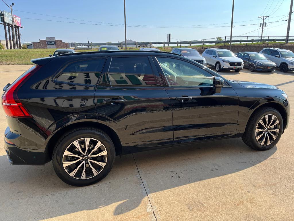 used 2025 Volvo XC60 car, priced at $41,999