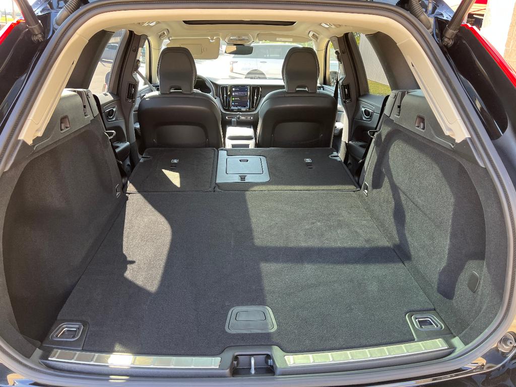 used 2025 Volvo XC60 car, priced at $41,999