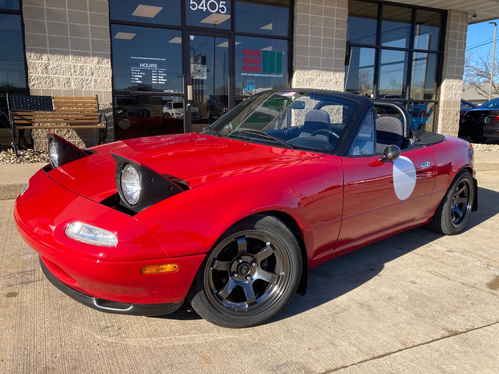 used 1992 Mazda MX-5 Miata car, priced at $14,880