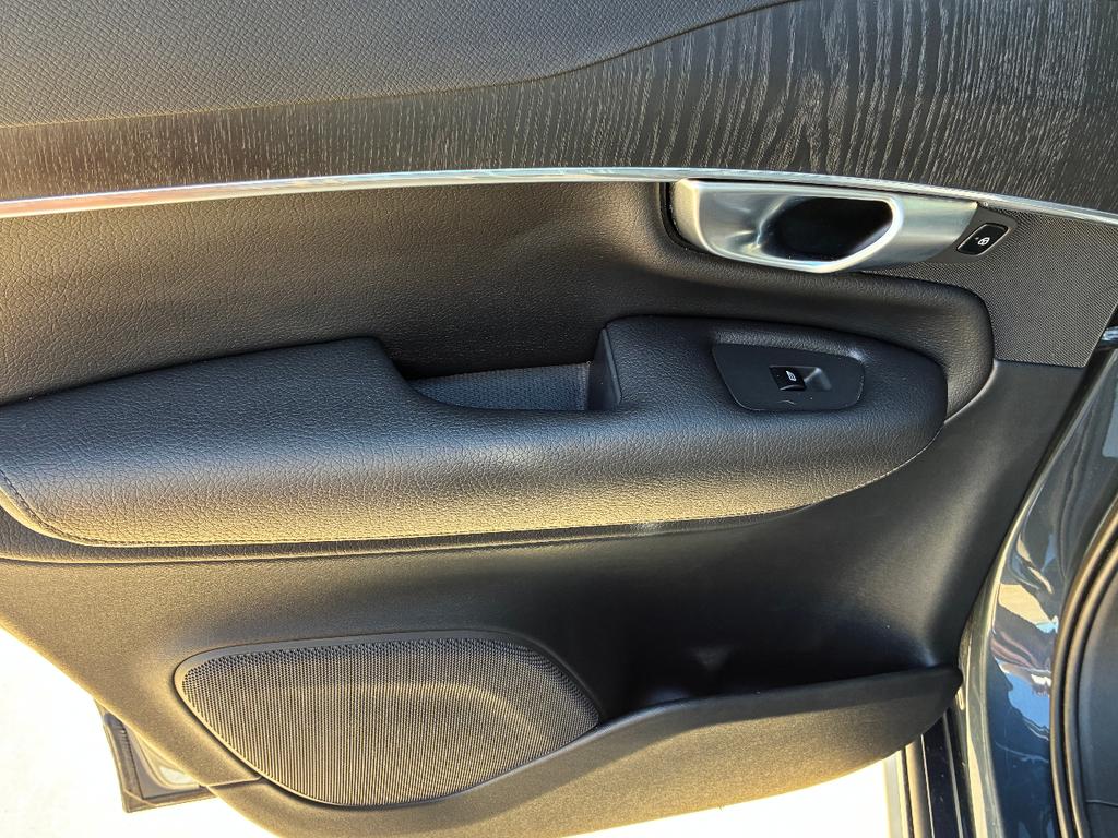 used 2020 Volvo XC90 car, priced at $24,880