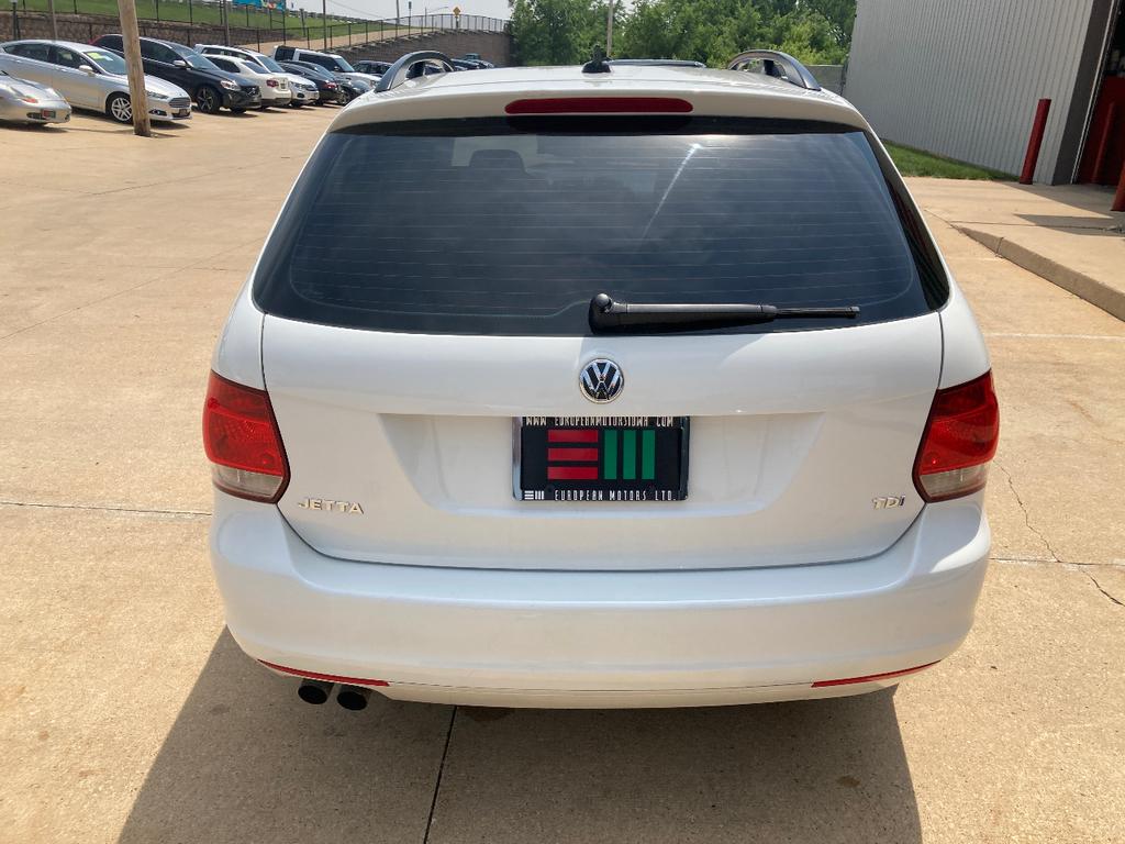 used 2013 Volkswagen Jetta SportWagen car, priced at $13,880