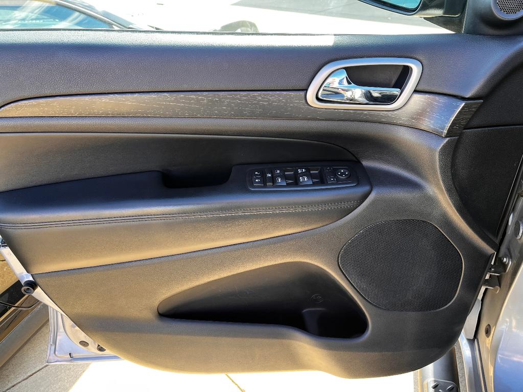 used 2017 Jeep Grand Cherokee car, priced at $14,999