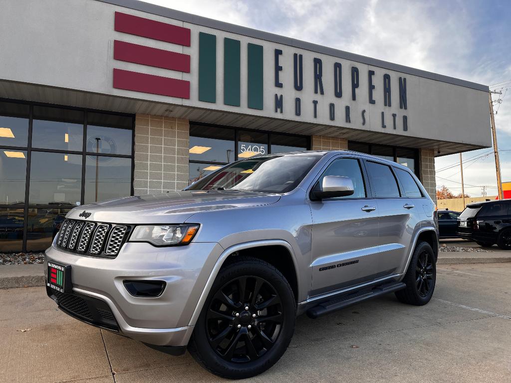 used 2017 Jeep Grand Cherokee car, priced at $14,999