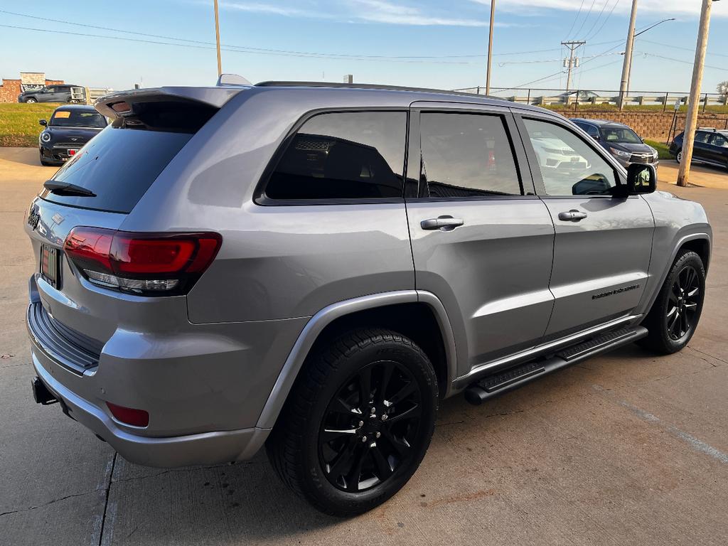 used 2017 Jeep Grand Cherokee car, priced at $14,999