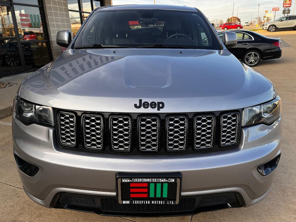 used 2017 Jeep Grand Cherokee car, priced at $14,999