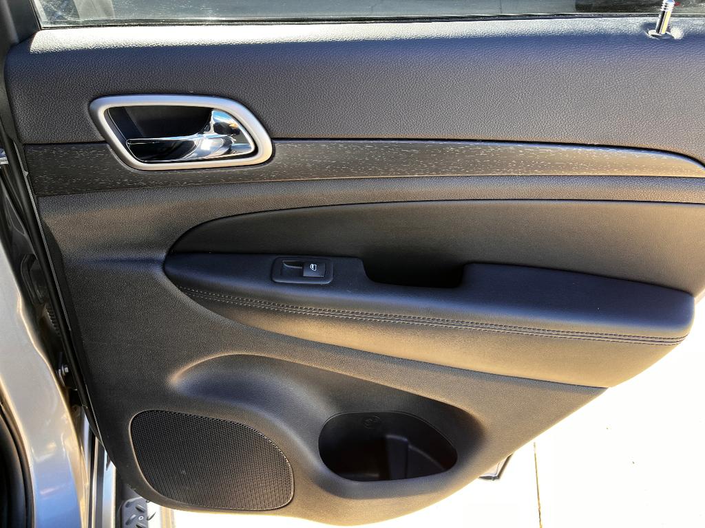 used 2017 Jeep Grand Cherokee car, priced at $14,999