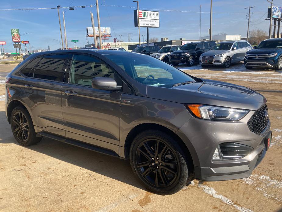 used 2022 Ford Edge car, priced at $28,880