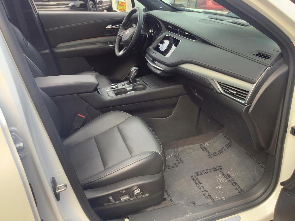 used 2019 Cadillac XT4 car, priced at $19,995