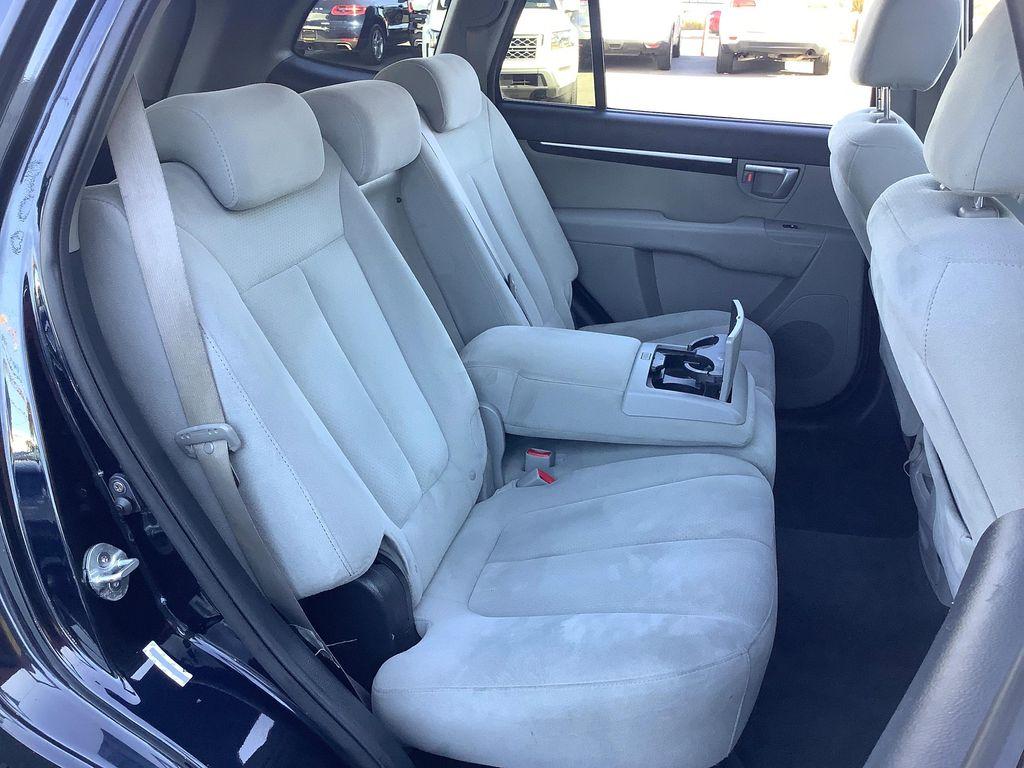used 2009 Hyundai Santa Fe car, priced at $5,995