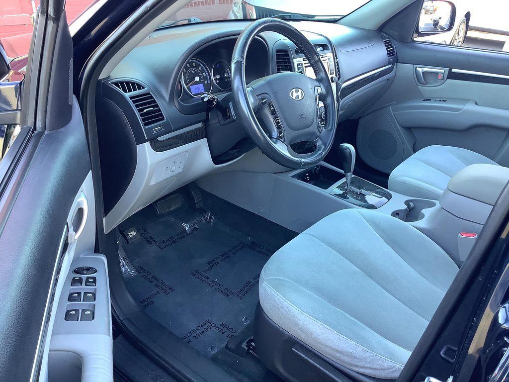 used 2009 Hyundai Santa Fe car, priced at $5,995