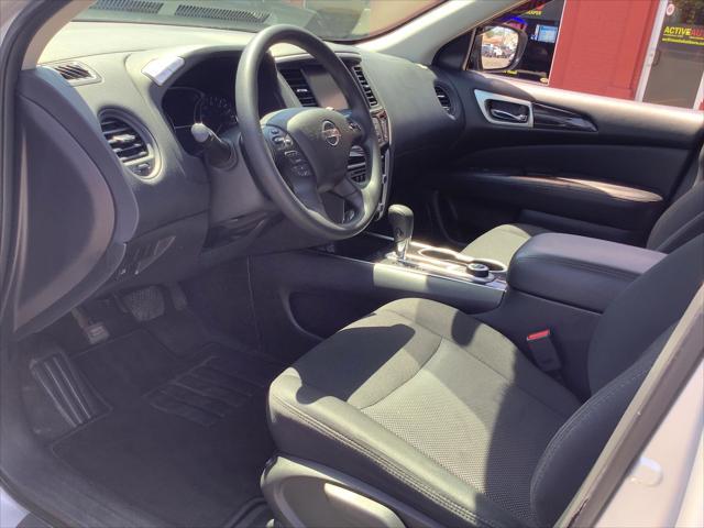 used 2020 Nissan Pathfinder car, priced at $19,995