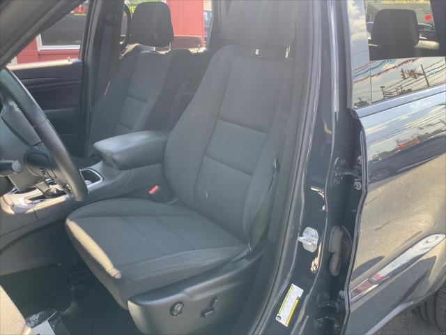 used 2018 Jeep Grand Cherokee car, priced at $18,995