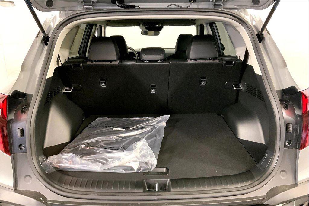 new 2026 Kia Seltos car, priced at $27,035