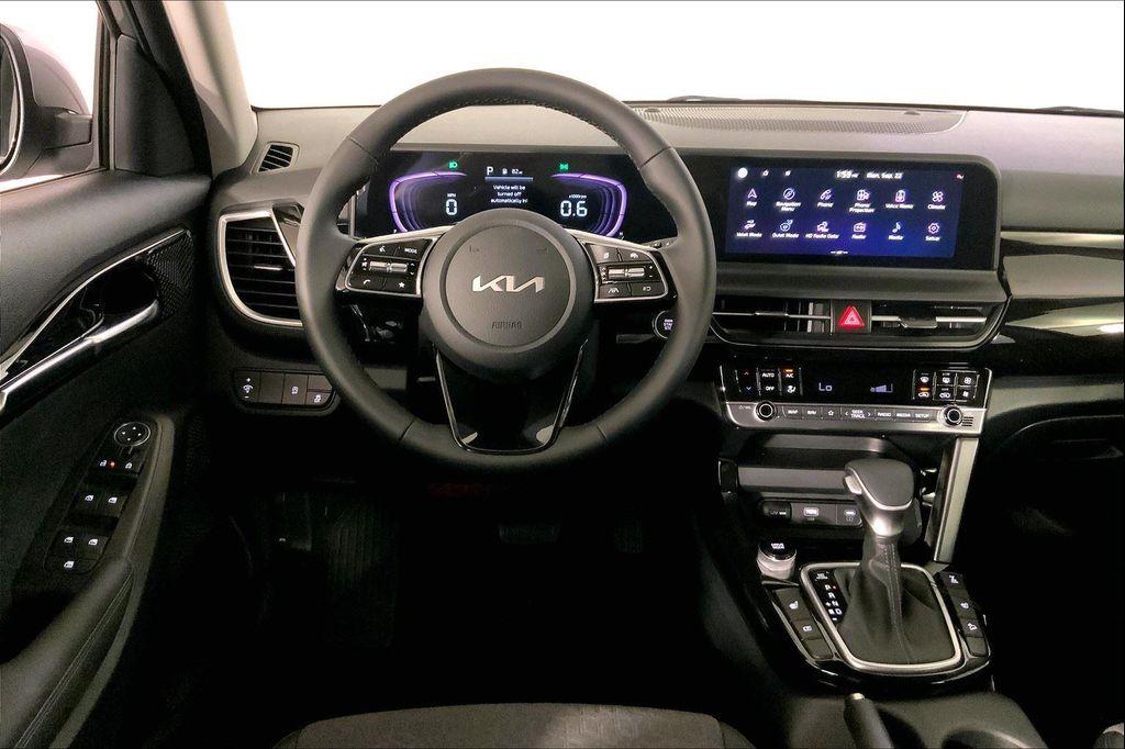 new 2026 Kia Seltos car, priced at $27,035