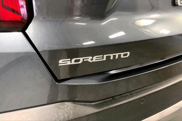 used 2024 Kia Sorento car, priced at $27,600