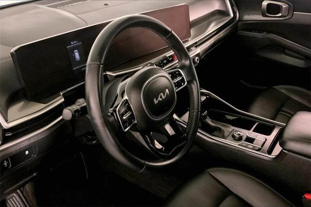 used 2024 Kia Sorento car, priced at $27,600