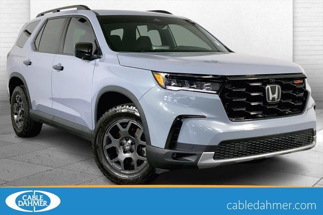 used 2023 Honda Pilot car, priced at $41,499