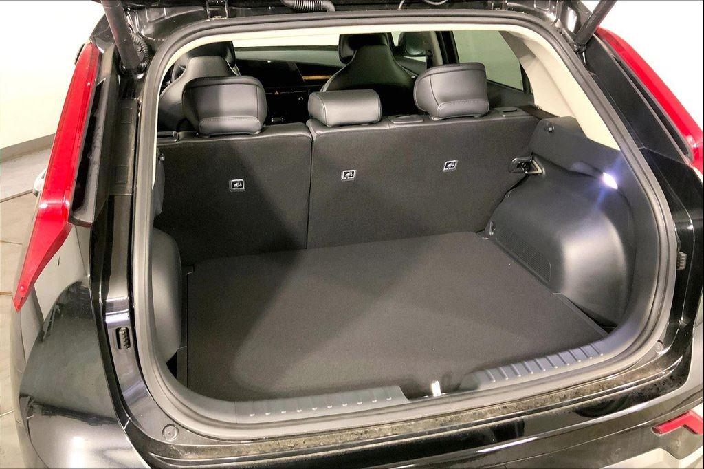new 2025 Kia Niro car, priced at $35,487