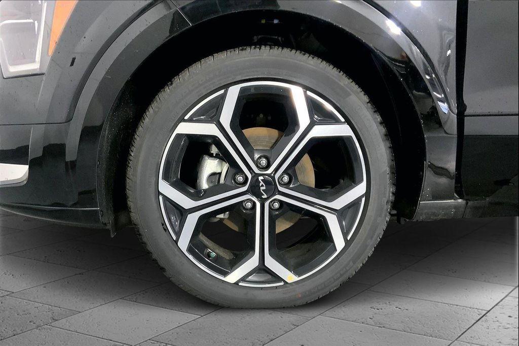 new 2025 Kia Niro car, priced at $35,487