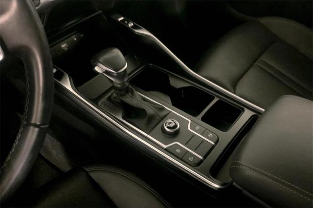 used 2023 Kia Sorento car, priced at $27,400