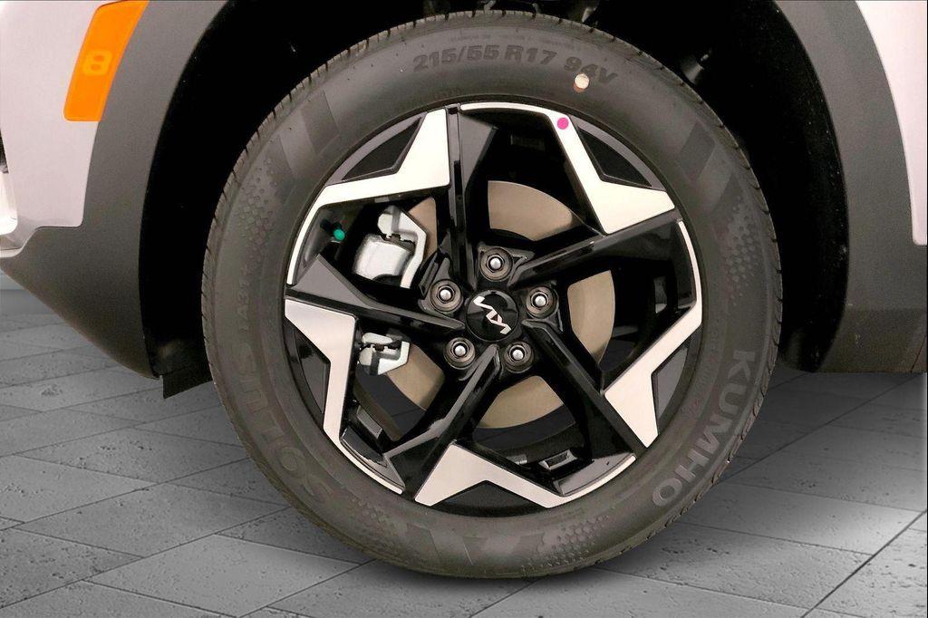 new 2026 Kia Seltos car, priced at $28,190