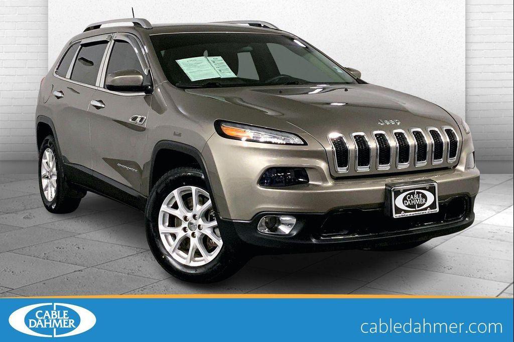 used 2018 Jeep Cherokee car, priced at $15,799