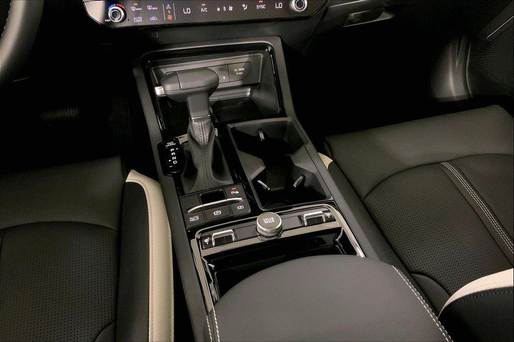 new 2025 Kia K5 car, priced at $31,962