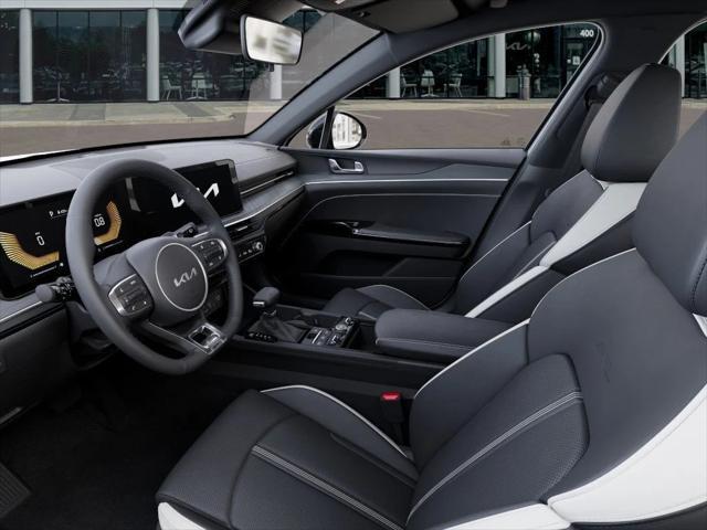 new 2025 Kia K5 car, priced at $27,795