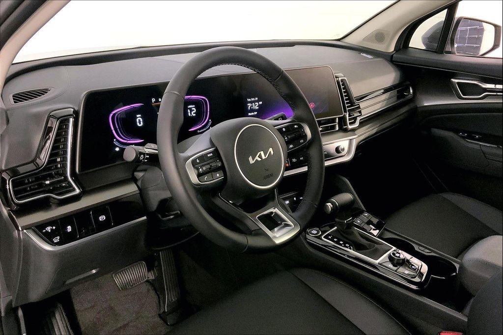 new 2025 Kia Sportage car, priced at $29,590