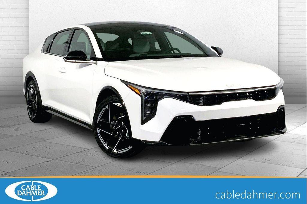 new 2025 Kia K4 car, priced at $29,075