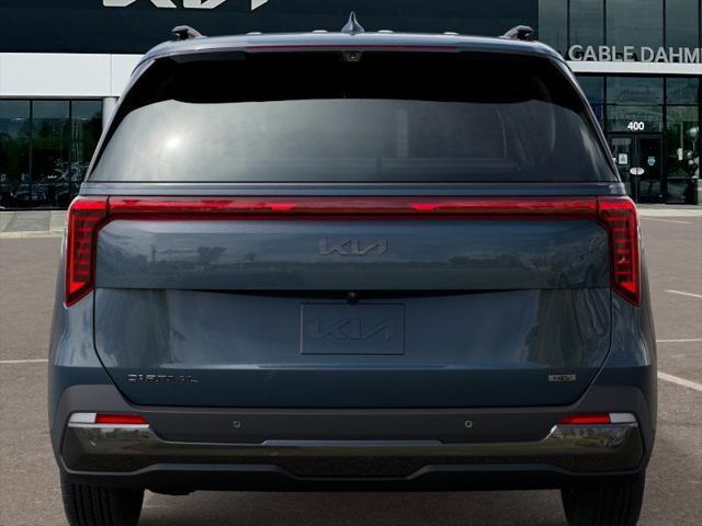 new 2025 Kia Carnival Hybrid car, priced at $53,125