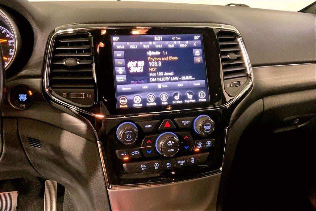 used 2021 Jeep Grand Cherokee car, priced at $17,400