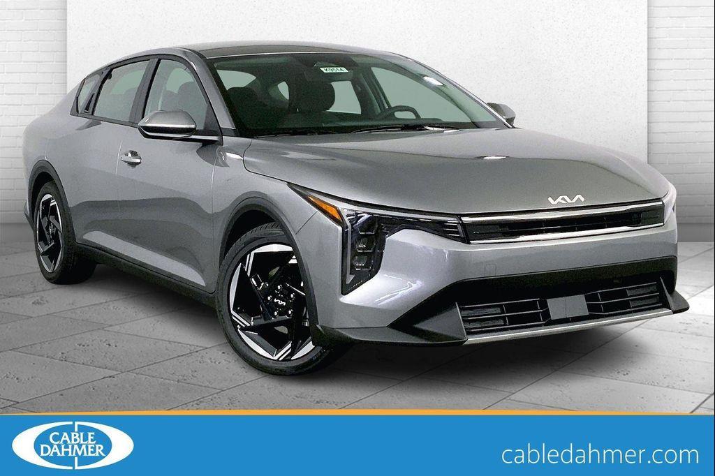 new 2025 Kia K4 car, priced at $25,185