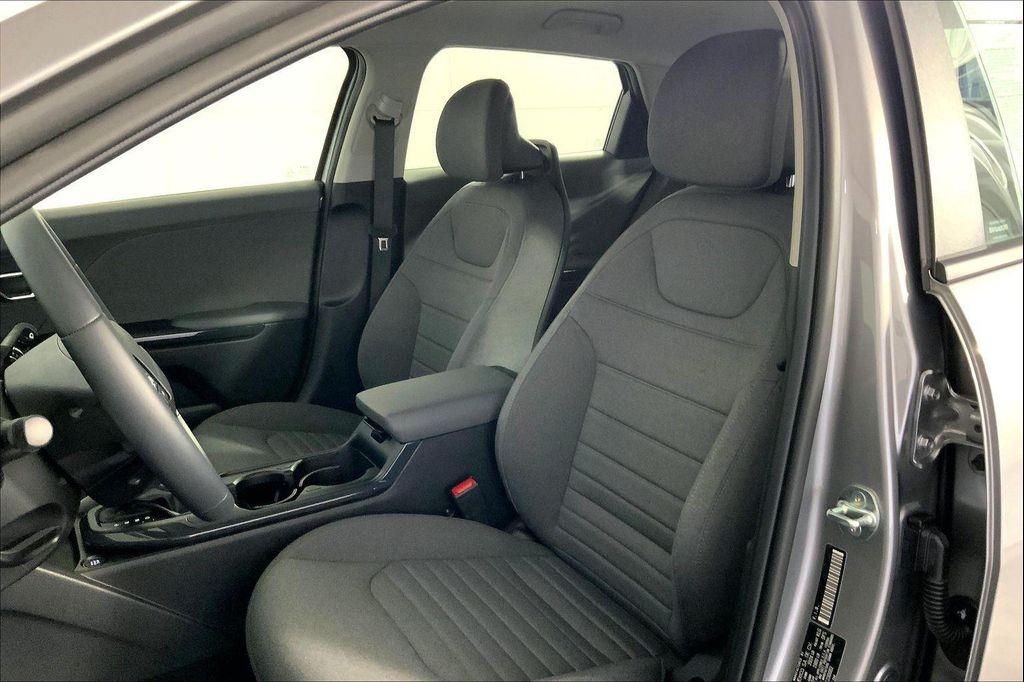 new 2025 Kia K4 car, priced at $25,185