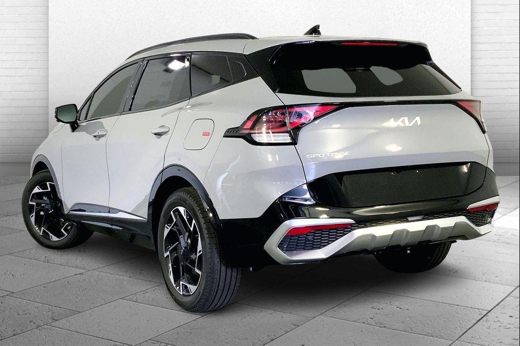 new 2025 Kia Sportage car, priced at $35,620