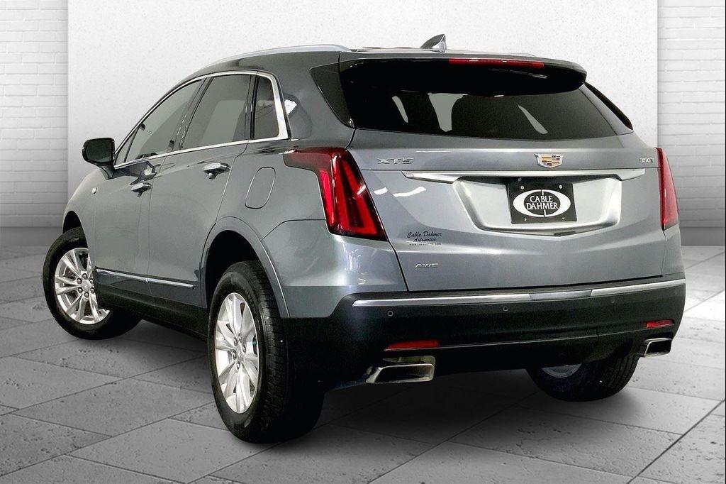 used 2021 Cadillac XT5 car, priced at $25,399