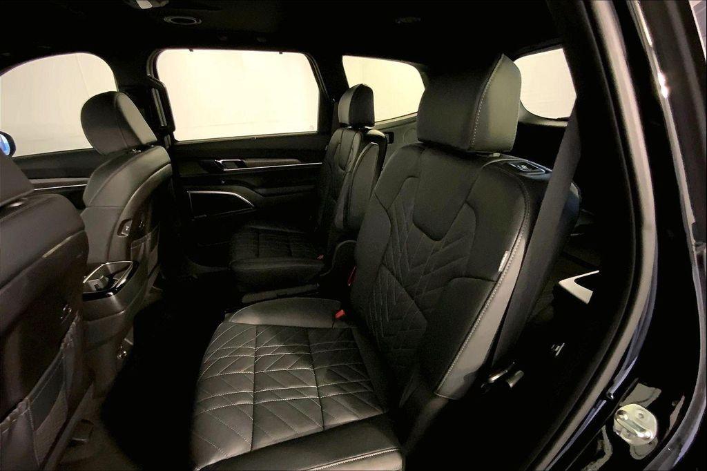new 2025 Kia Telluride car, priced at $49,005