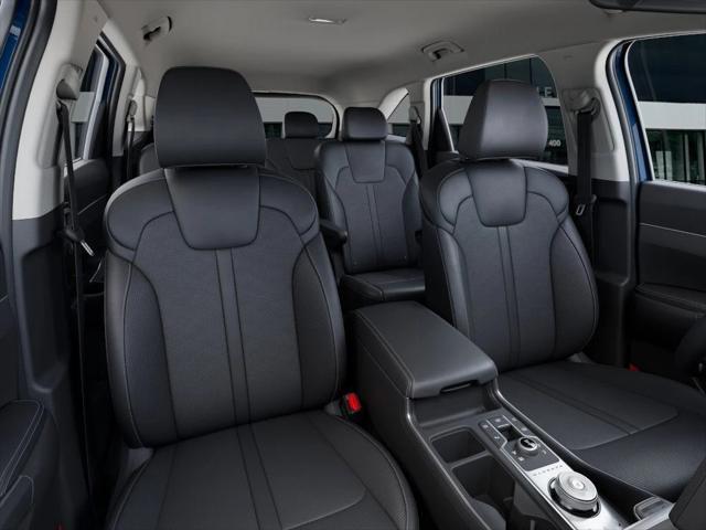 new 2025 Kia Sorento Hybrid car, priced at $40,840