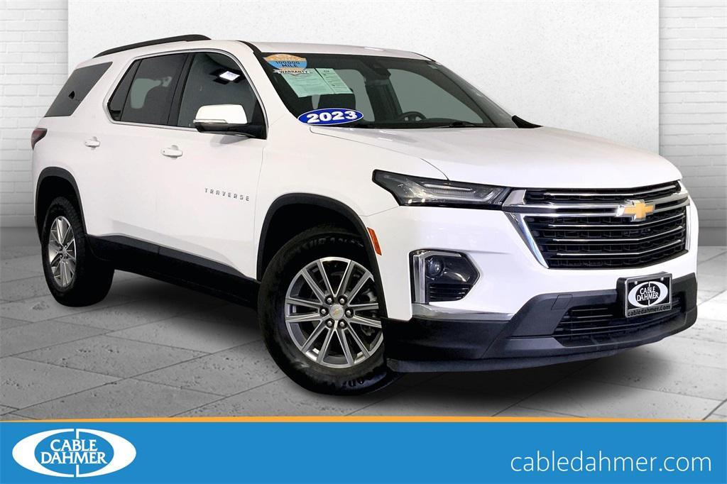 used 2023 Chevrolet Traverse car, priced at $27,000