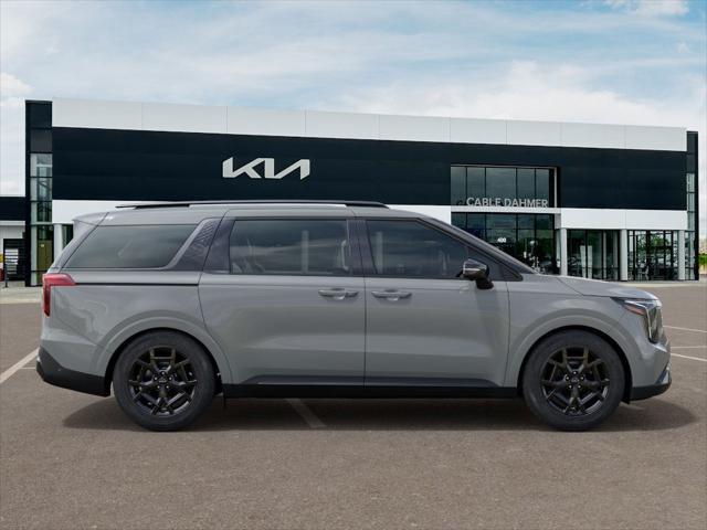 new 2025 Kia Carnival Hybrid car, priced at $53,095