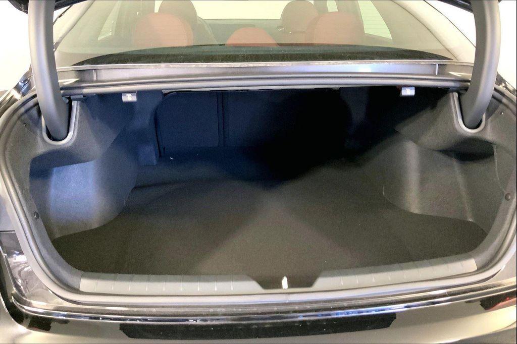 new 2026 Kia K5 car, priced at $33,323