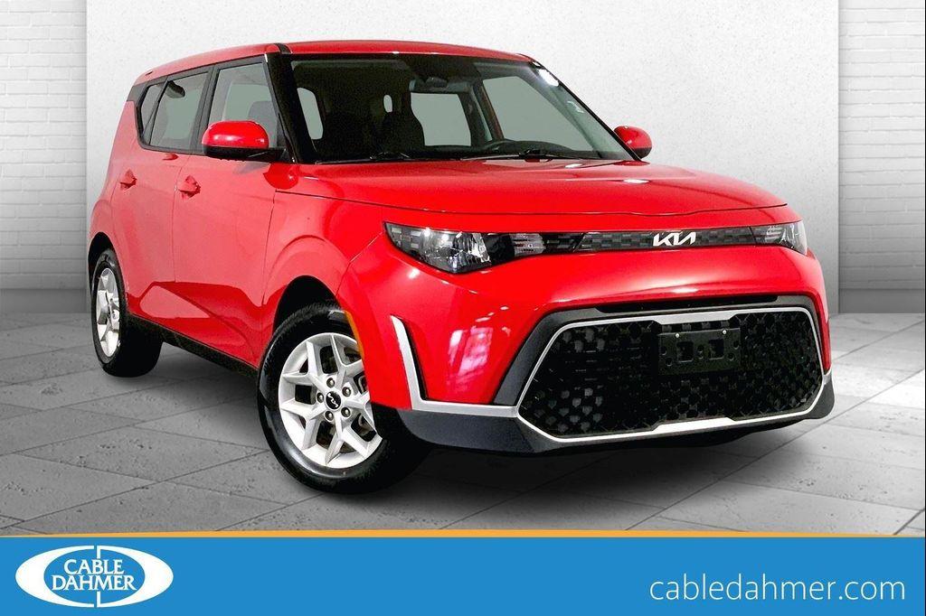 used 2024 Kia Soul car, priced at $15,800