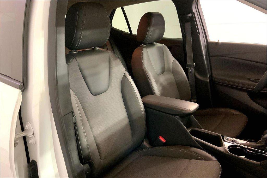 used 2023 Buick Encore GX car, priced at $20,000