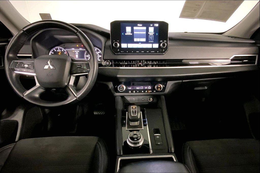 used 2022 Mitsubishi Outlander car, priced at $22,600